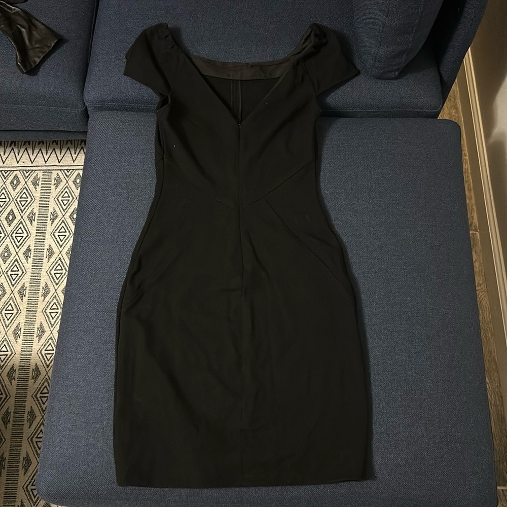 DIANE von Furstenberg dress size 4.